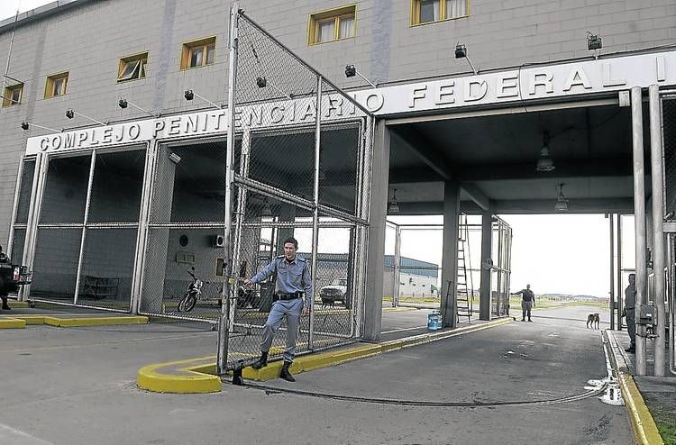 Fuga de presos: Frente Renovador busca crear comisión investigadora de cárceles