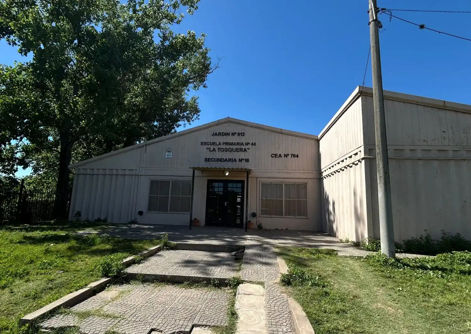 Edificio educativo de La Tosquera