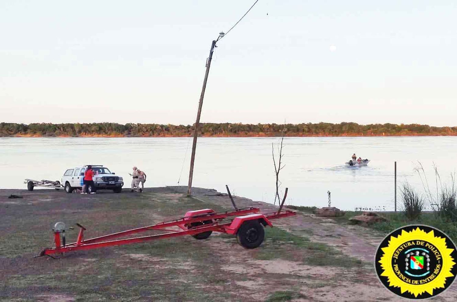 Un desaparecido y dos rescatados de aguas del río Uruguay en Puerto Yeruá