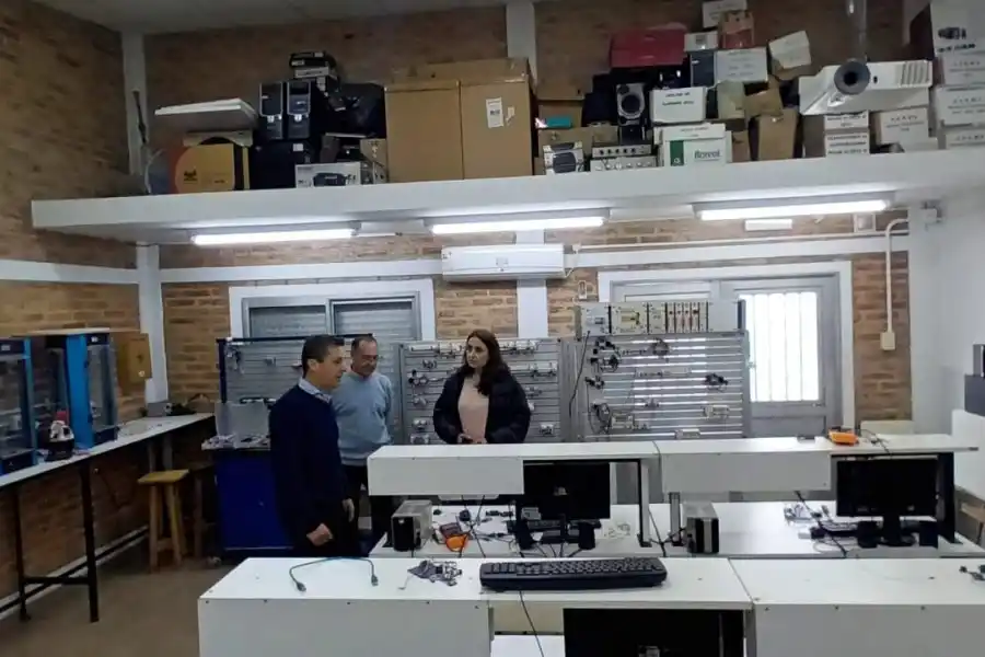 Visita al  Centro de Formación Profesional N° 5