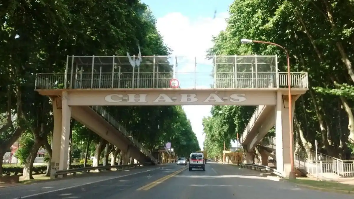 Escruche en una vivienda y robo de un vehículo en Chabás