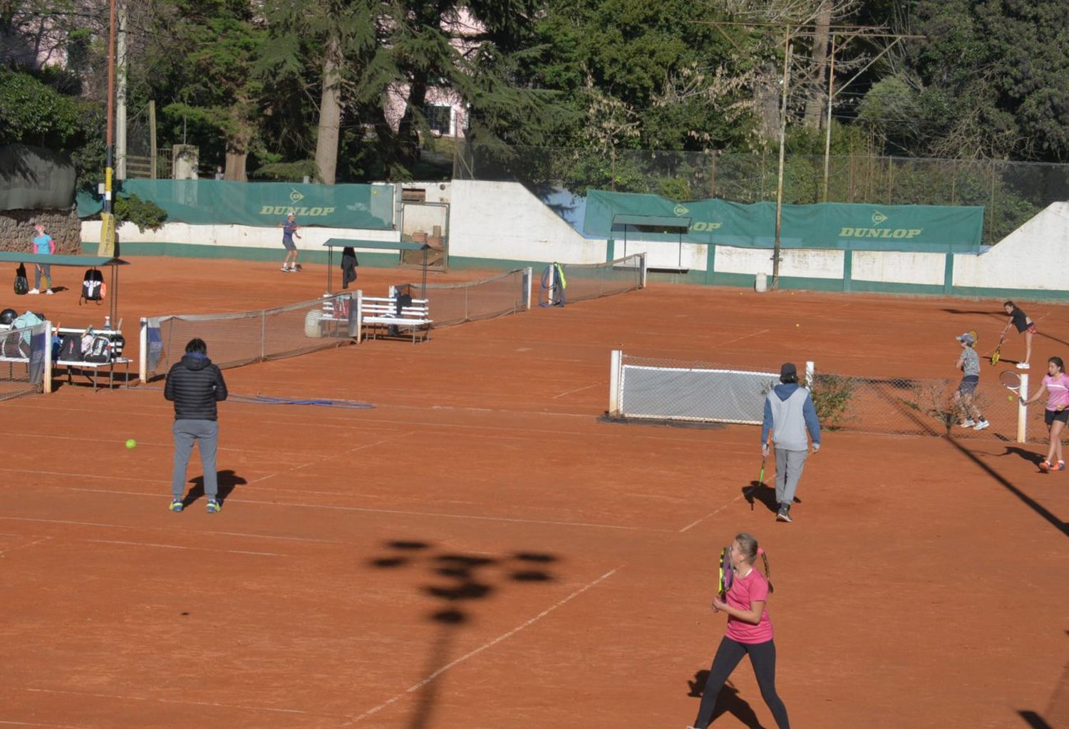 El Municipio informó que los deportes al aire libre no están permitidos en estadio rojo