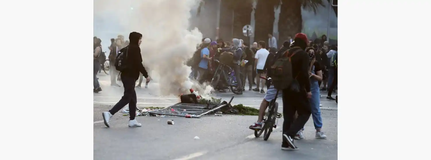 Chile: 18 muertos, denuncias de torturas y una marcha para pedir la renuncia de Piñera