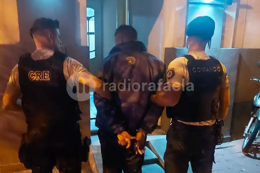 Joven descontrolado no para de cometer delitos: fue atrapado luego de tirarle con la gomera a la GUR