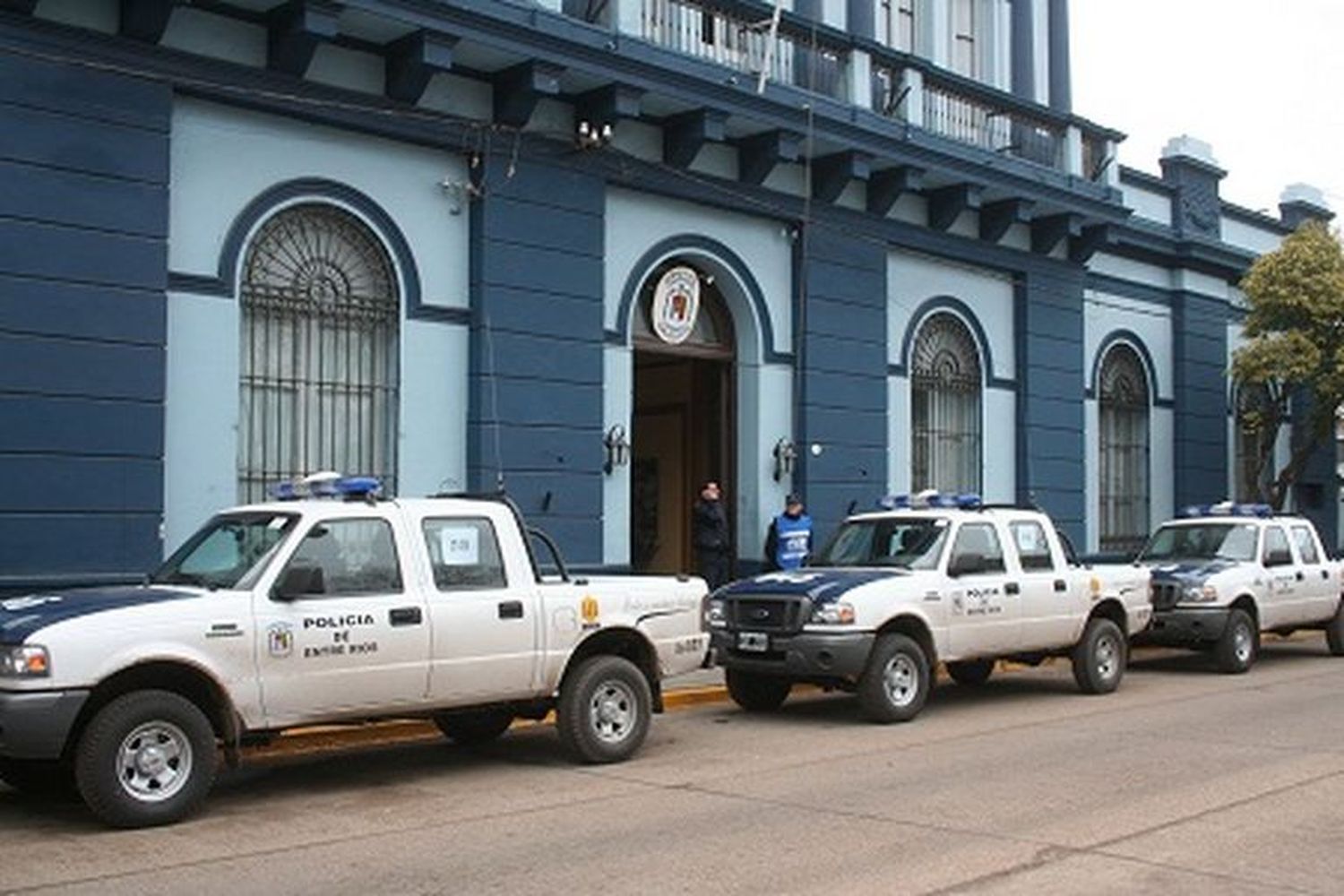 Intentó huir de la Policía, forcejeó con los uniformados y fue detenido por resistencia a la autoridad