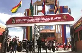 Estudiantes caen de un cuarto piso en universidad de Bolivia