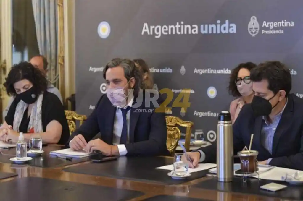 Expertos recomendaron al Gobierno esperar 72 horas antes de definir nuevas restricciones
