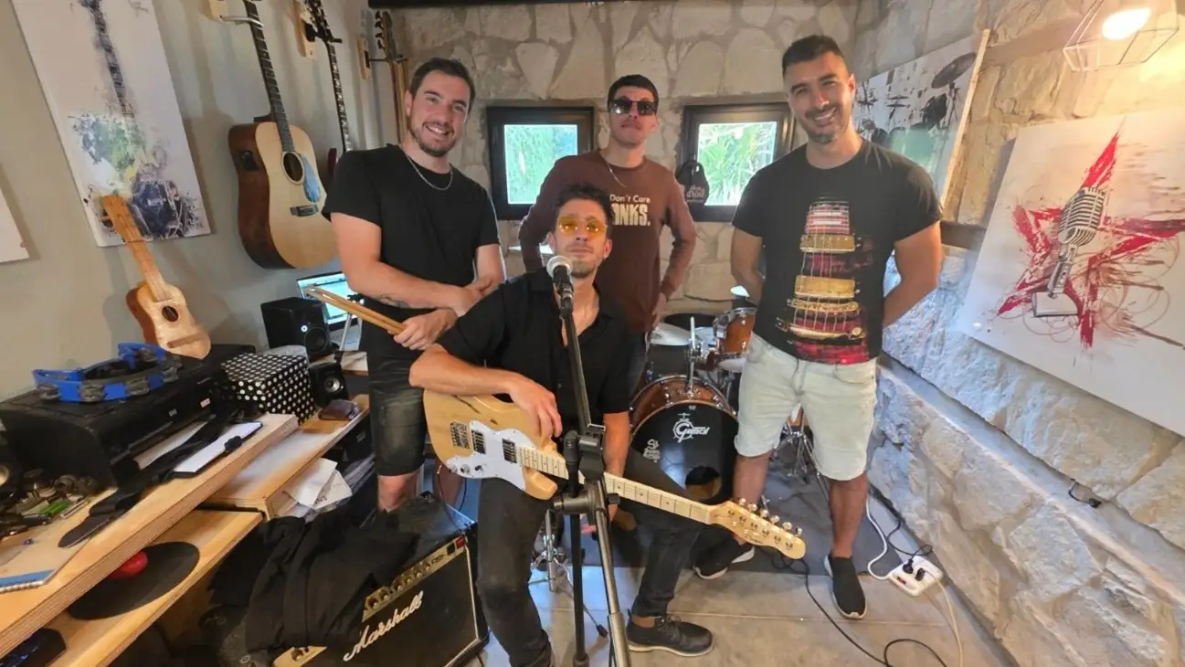 Press presenta en Dickens Pub su primer material “Histeria”