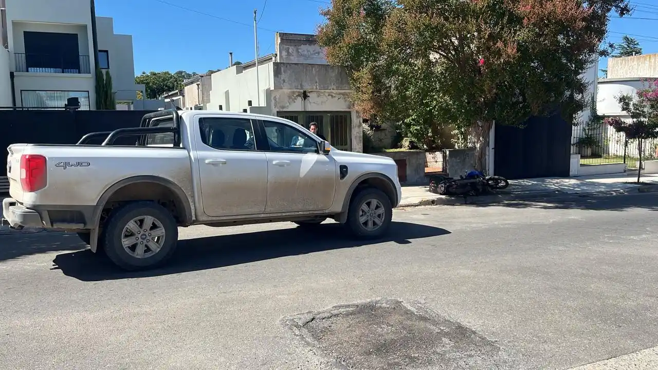 El siniestro vial se produjo en 25 de Mayo al 200.