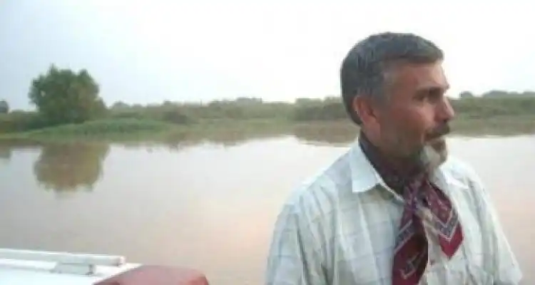Don Flores: Adiós a un hombre del río