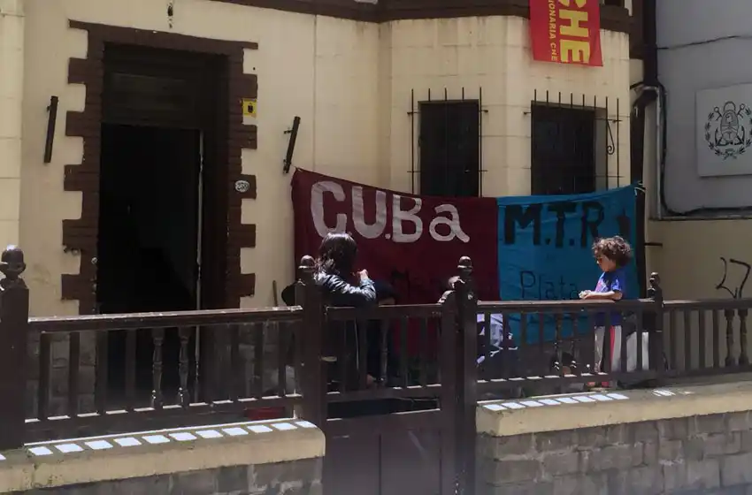 Organizaciones realizan otra toma en la sede de Producción