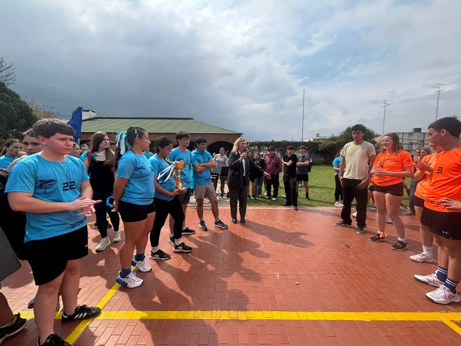 El Colegio San José inauguró los Juegos del Génesis con gran participación estudiantil