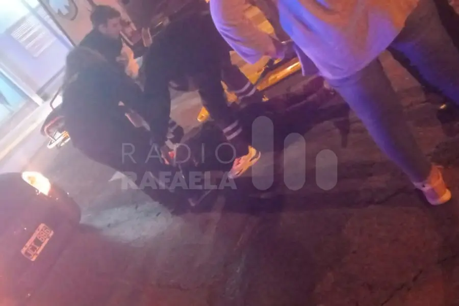 Un ciclista terminó hospitalizado tras sufrir un accidente por Av. Ernesto Salva