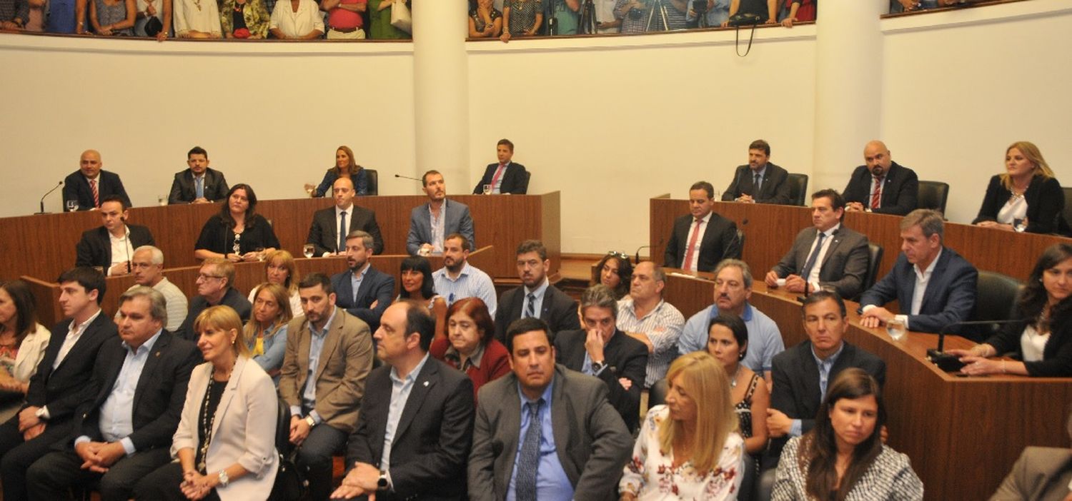 Juraron los nuevos ediles y Pignata retuvo la Presidencia del Concejo