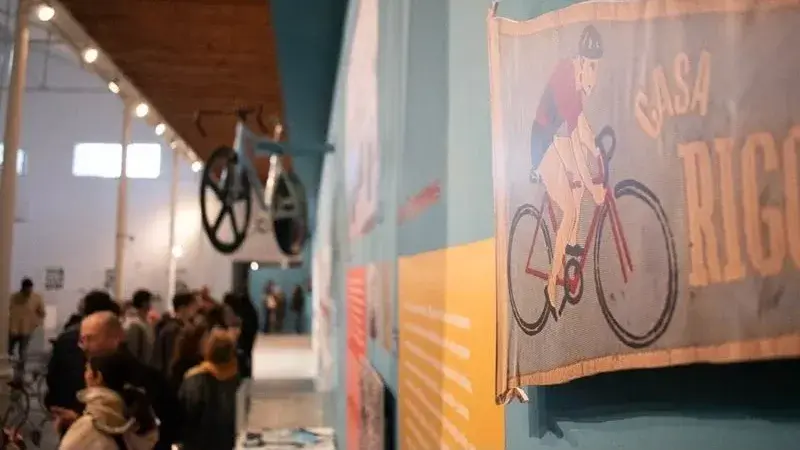 Rafaela recorre su historia sobre dos ruedas con la muestra “Experimenta en Bicicleta”