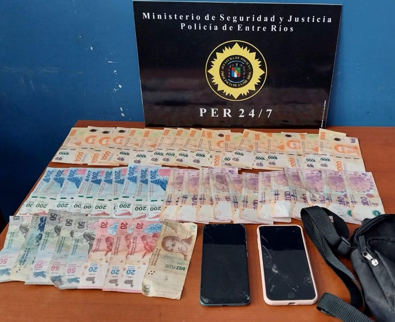 Detuvieron a un menor y a otro joven por presunto robo