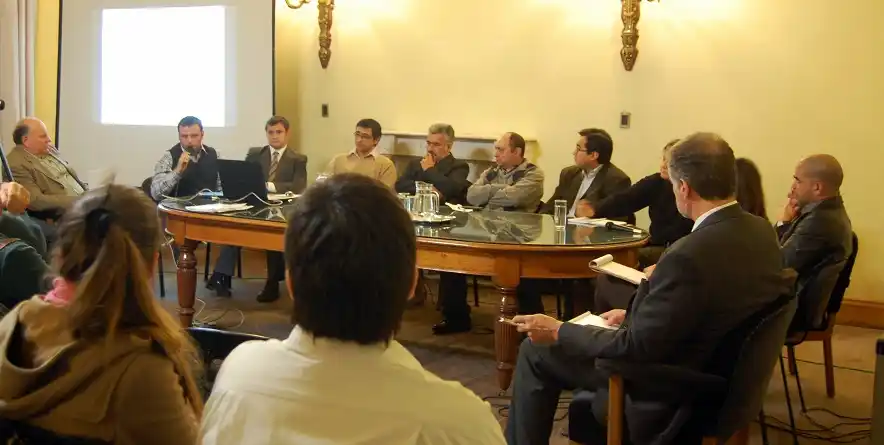 Debate sobre periodismo y la justicia