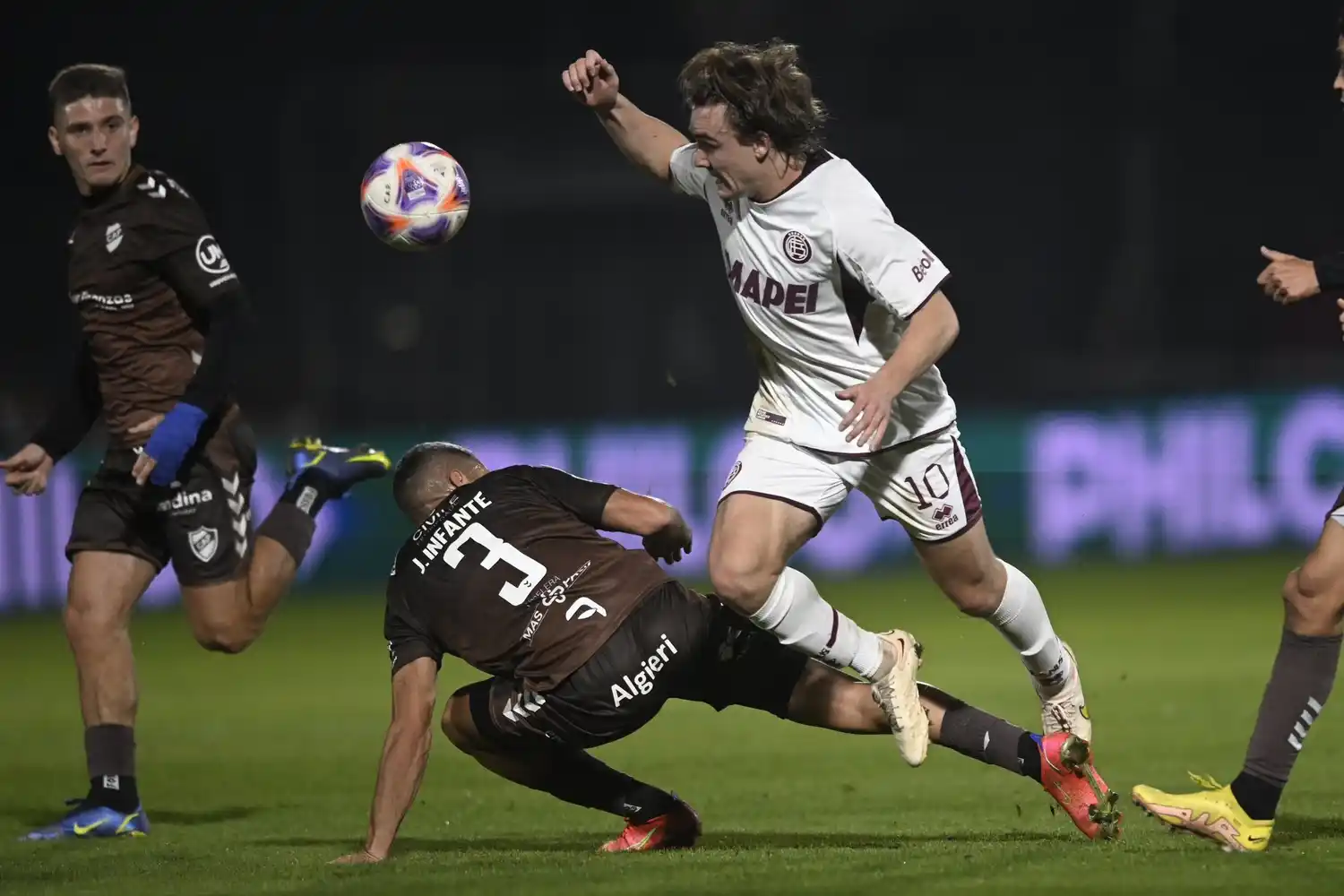 Lanús y Sarmiento abren la quinta fecha