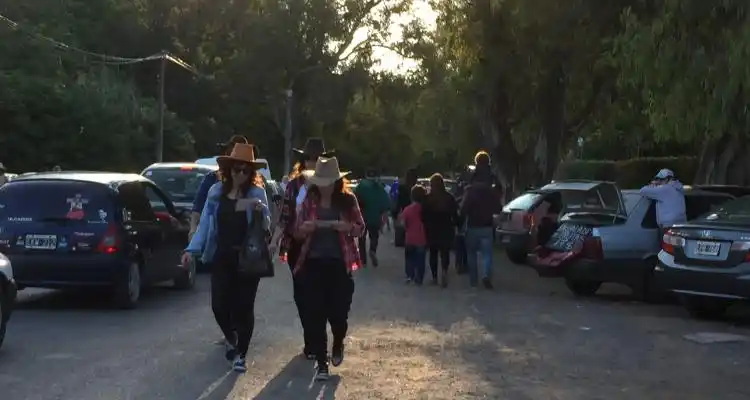 Manchone: “Pese a la cantidad de gente que hubo en el Festival Country, no se registraron disturbios”