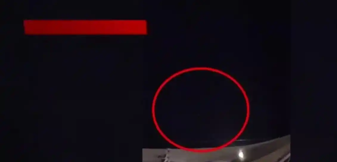 Filman un extraño OVNI en plena madrugada
