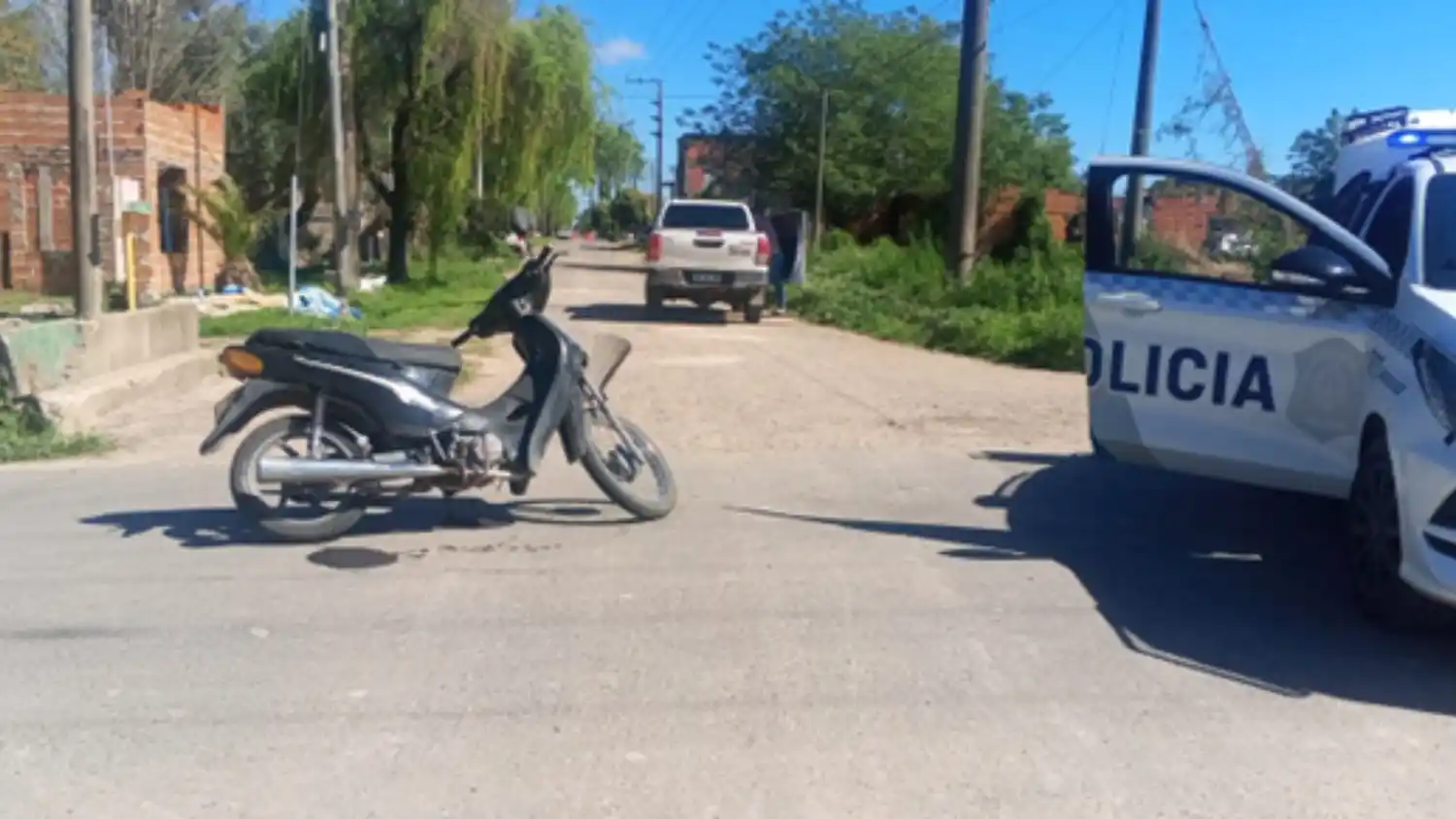 Dos personas resultaron con lesiones leves tras colisionar con una camioneta.