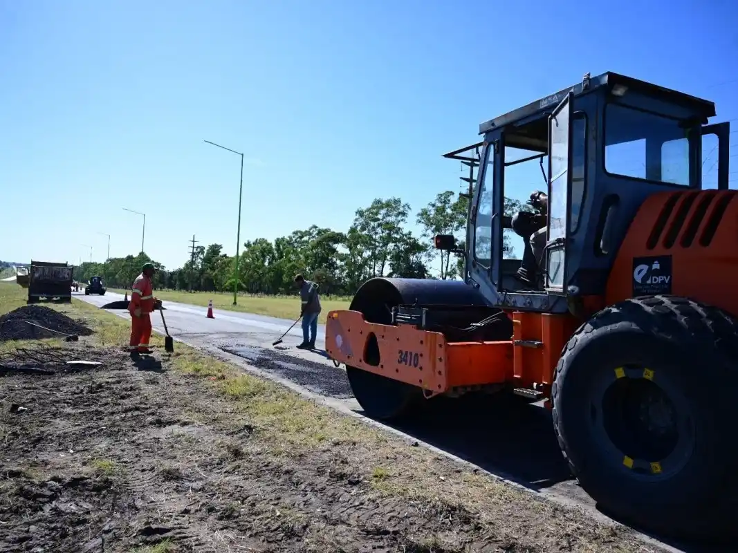 Por obras de bacheos en el Acceso Sur y otras calles de la ciudad habrá cortes asistidos