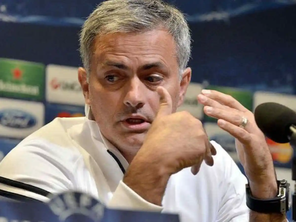 Mouriño fue presentado como nuevo entrenador de la Roma