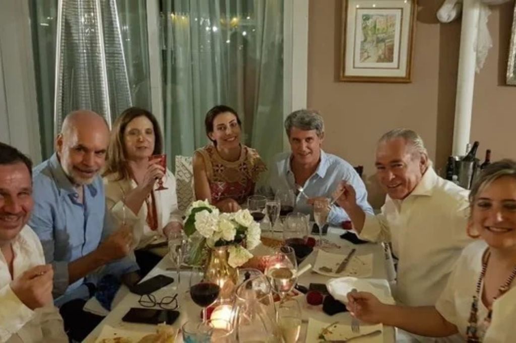 La CC aclaró que el cumpleaños de Carrió fue “al aire libre”