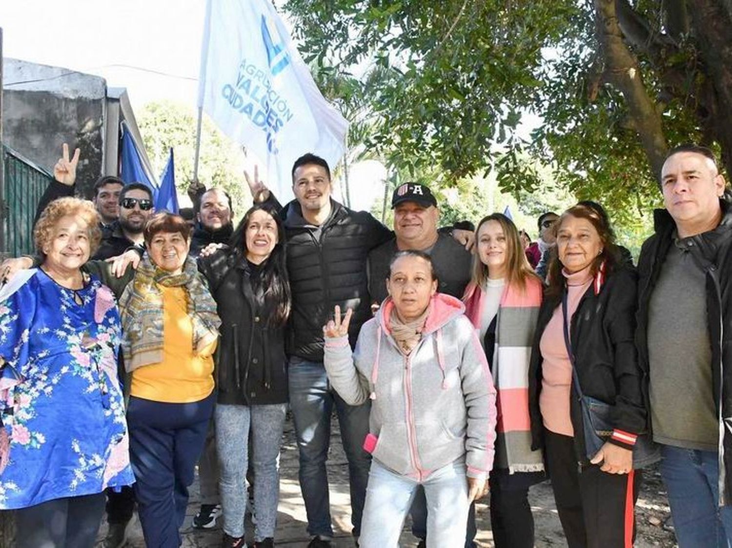 Candidatos a concejales de Valores Ciudadanos
recorrieron la ciudad y dialogaron con vecinos
