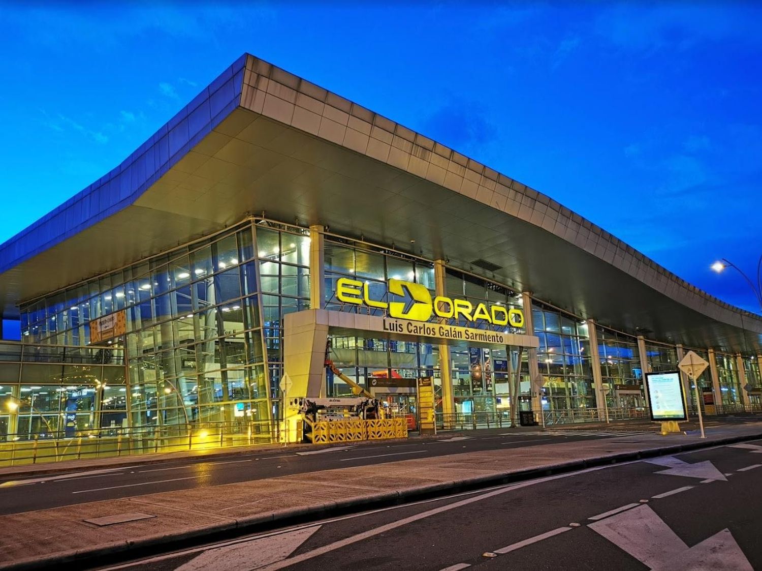 Aeropuerto El Dorado fue elegido como el aeropuerto líder de Sudamérica por los World Travel Awards