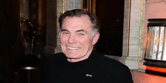 Muere el actor  Maurice Roëves