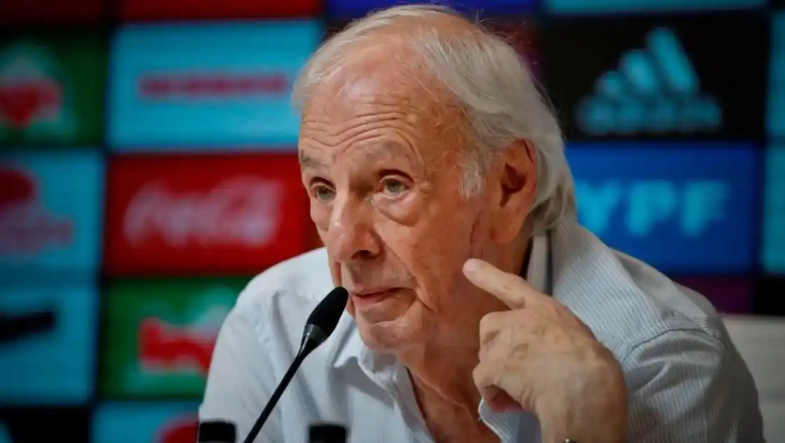 César Luis Menotti