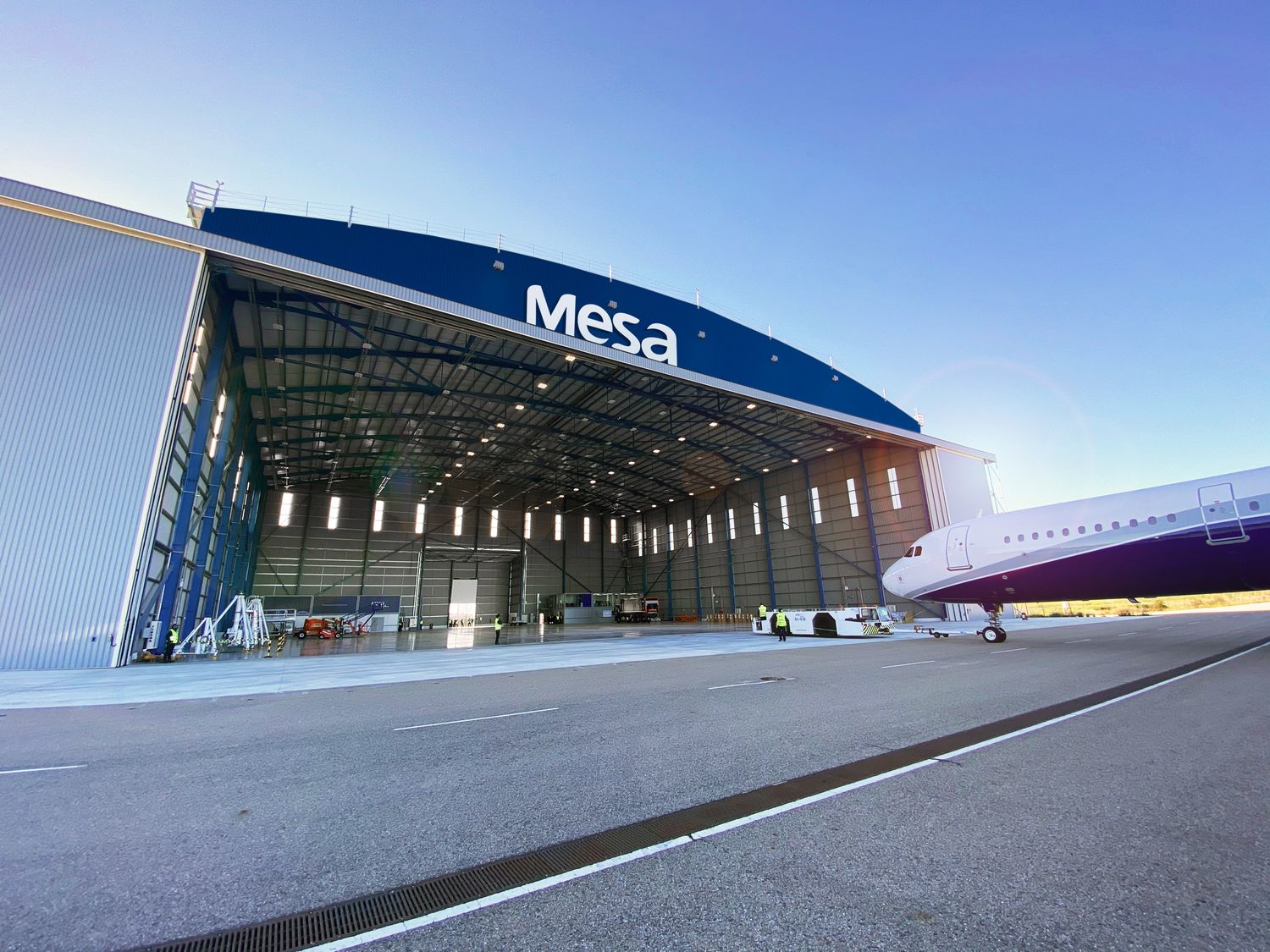 Mesa estrena nuevo hangar de mantenimiento en Portugal con un A321 de Hi Fly