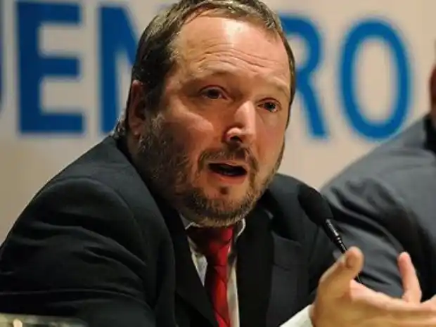 "Clarín creyó durante años que podía estar por encima de la democracia"