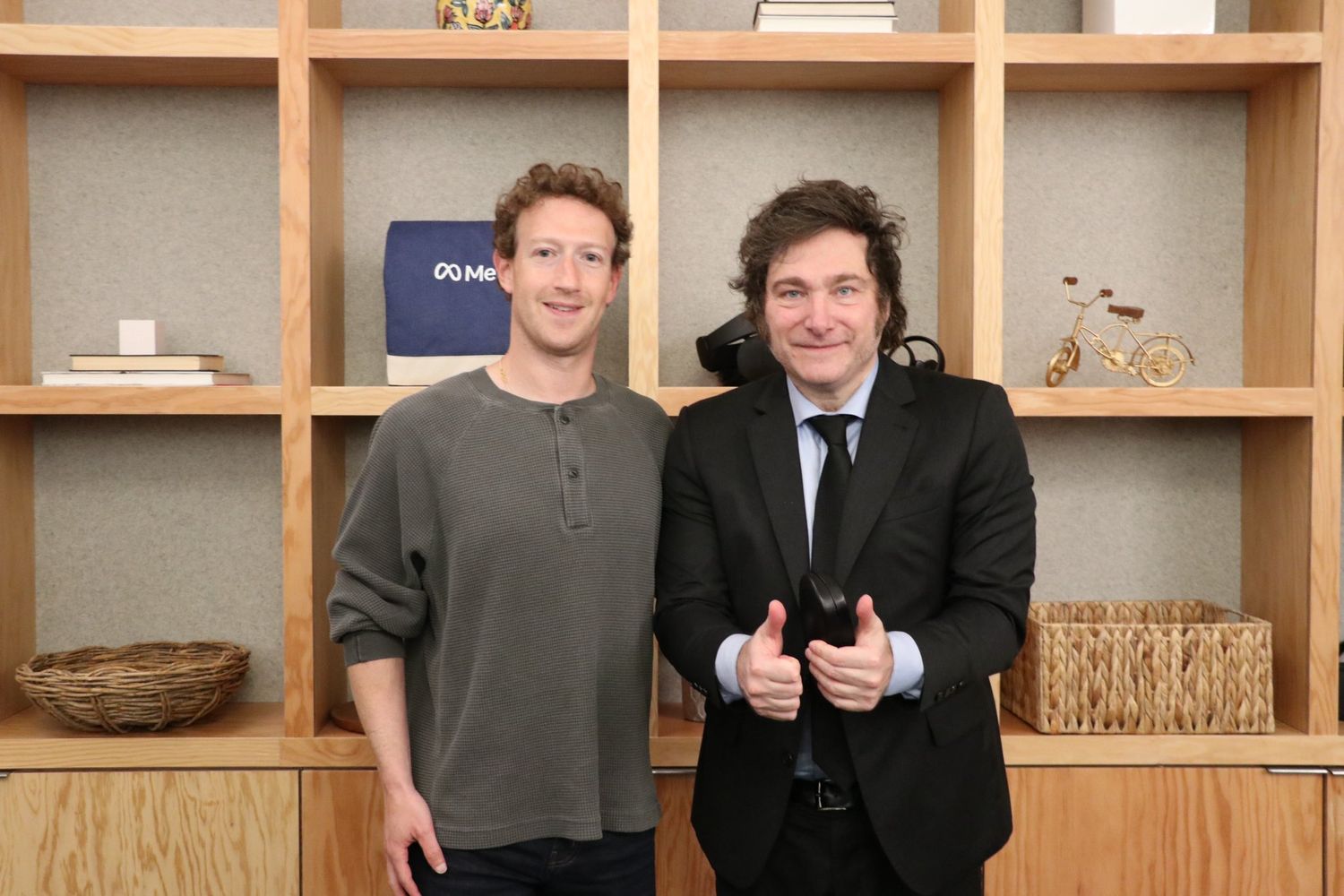 El presidente Javier Milei junto a Mark Zuckerberg.