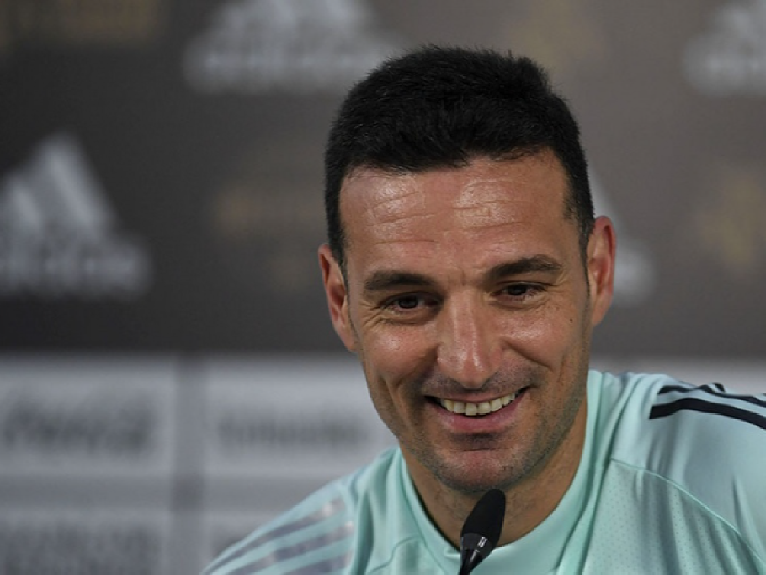 Scaloni confirmó a Messi de titular en el superclásico del martes ante Brasil