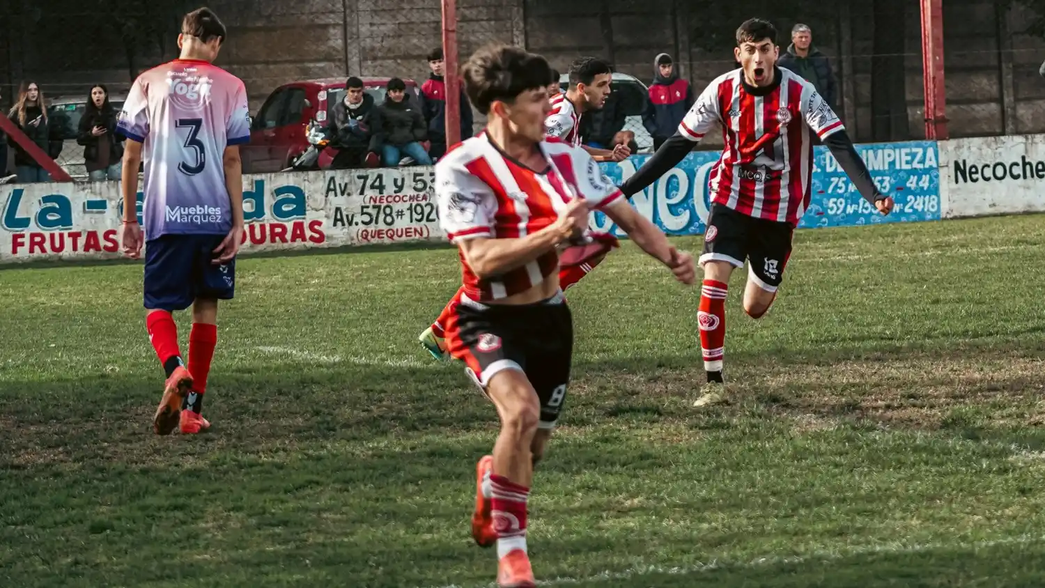 Máximo Farías seguirá en el "Globo"