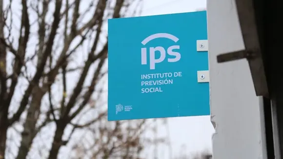 El IPS paga medio aguinaldo y haberes de diciembre