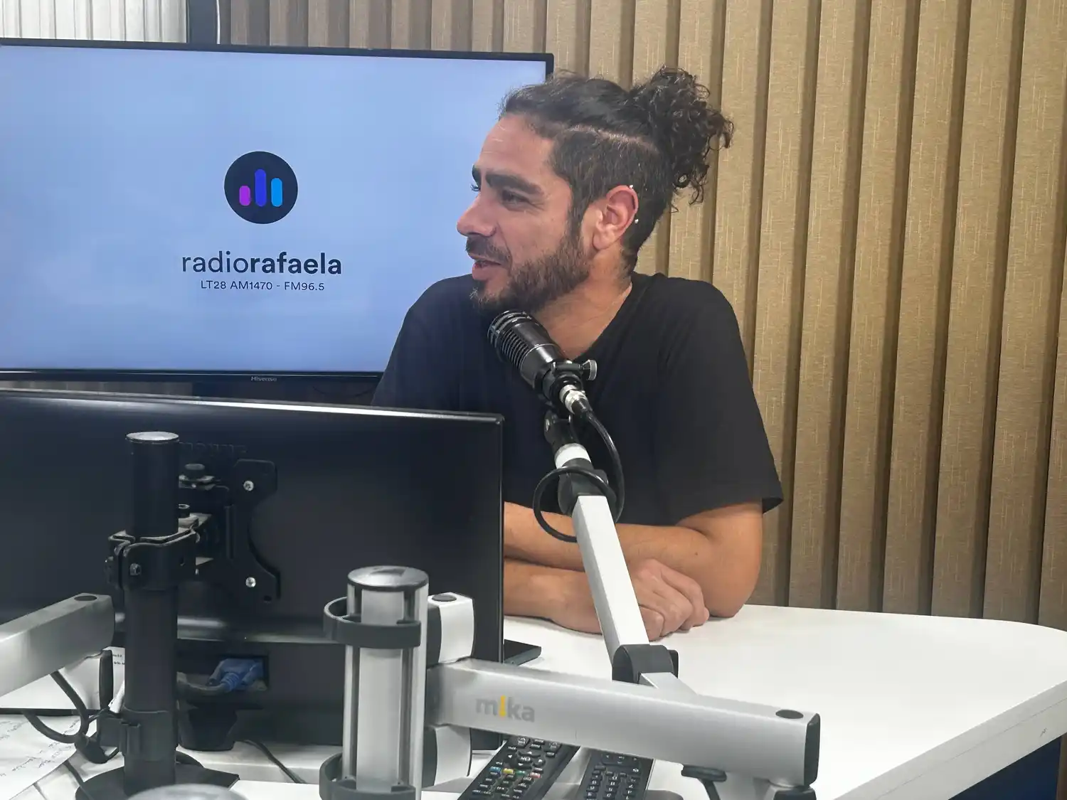 La violencia escolar: un reflejo de la violencia social, según Gerardo Cardoni