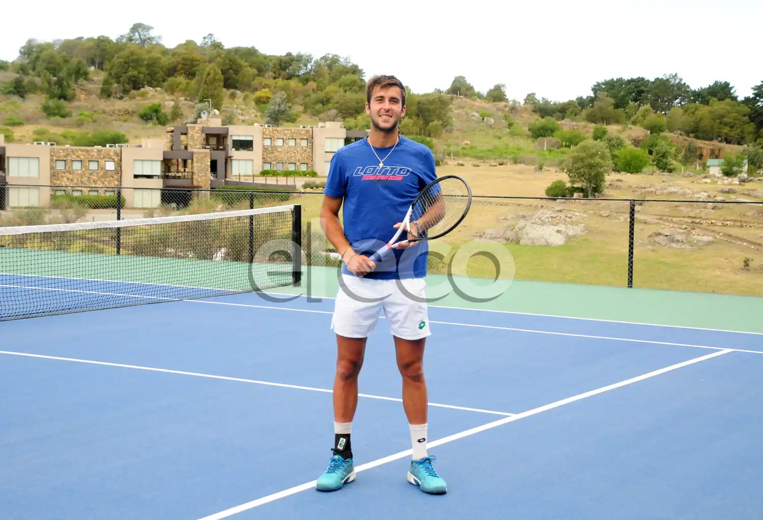 Etcheverry, en una de las canchas de Posta Natural.