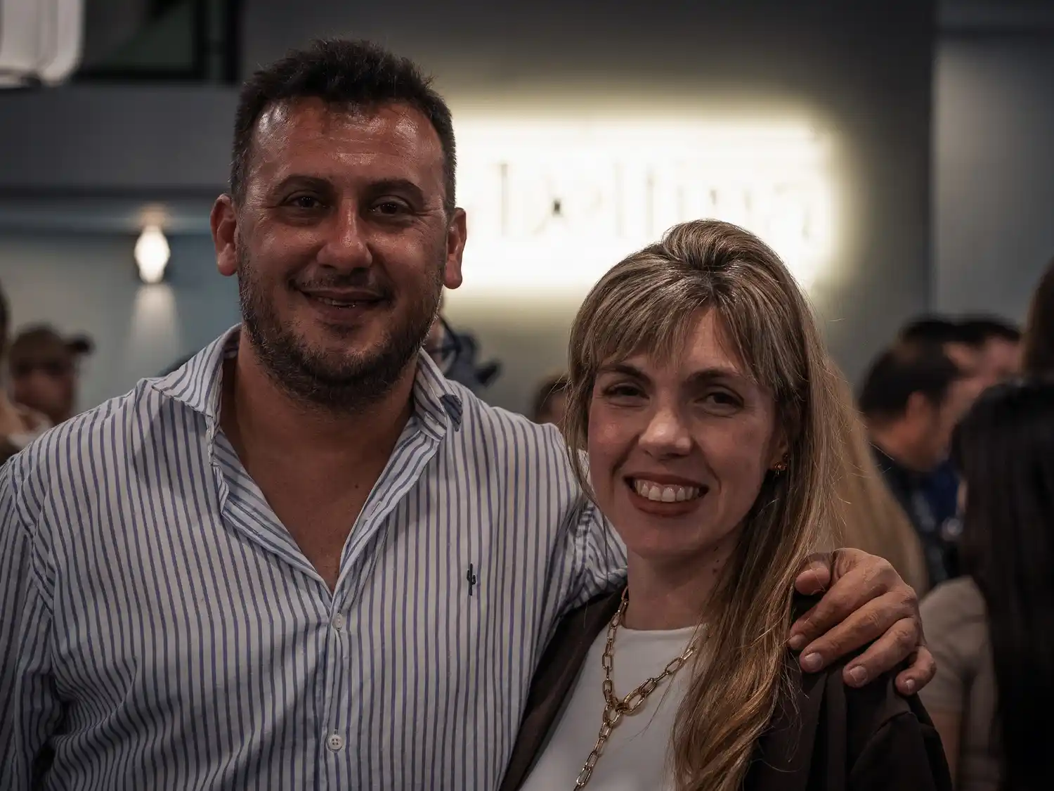 la delfina inauguración dueños