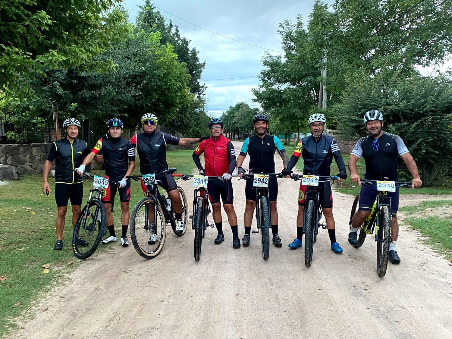 Un grupo de ciclistas de Gualeguaychú participó en una de las pruebas más exigentes de montaña