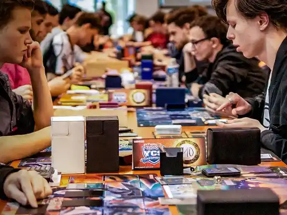 Torneo abierto de Yu‑Gi‑Oh! en el Centro Cultural