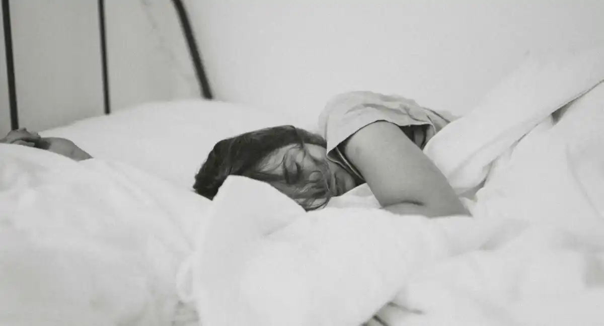 Un estudio científico reveló cuánto tiempo dormir para “envejecer con éxito”