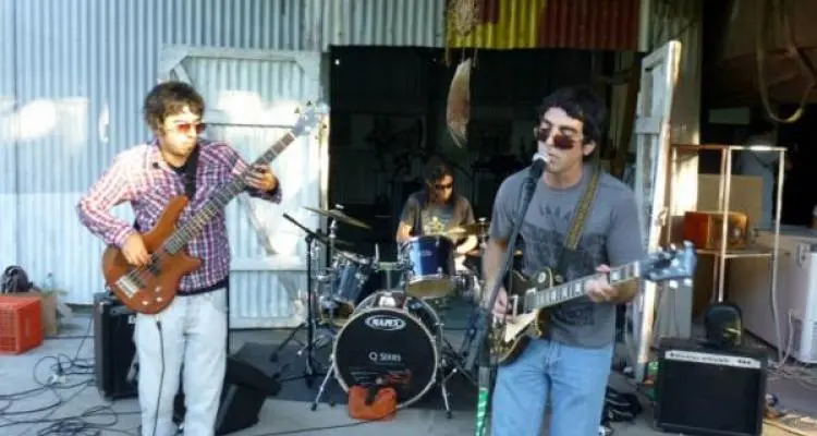 Rock solidario