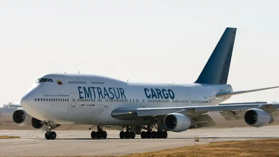 Abdo dijo que tripulante del avión venezolano viajó a Cuba para cambiarse la cara