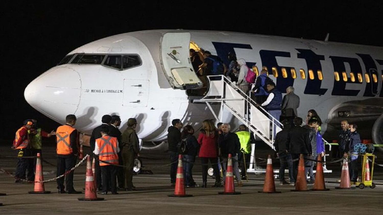 YA ESTÁN EN CASA: 115 venezolanos varados en Chile retornaron en un vuelo de repatriación