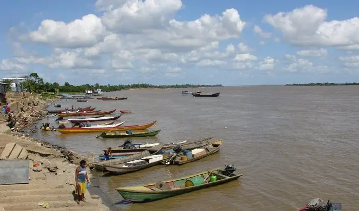 ¡LA JOYA DE LA CORONA! Quien controle Barrancas del Orinoco controla el paso hacia el norte y el sur