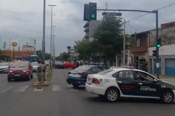 Un automovilista ocasionó un triple choque en zona noroeste y dio positivo en cocaína