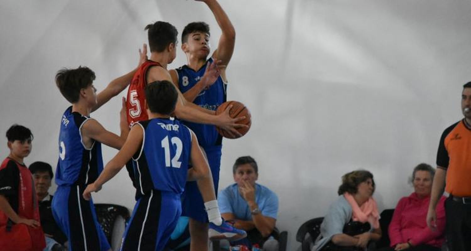 Las inferiores de Náutico sumaron tres victorias ante Derqui